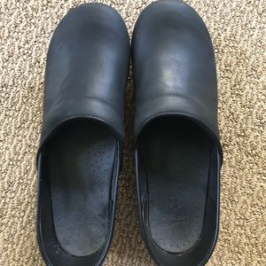 Men’s Dansko Professional oiled clog